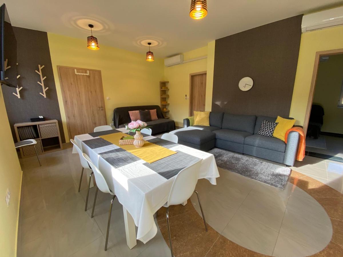 Nest1 Apartments Кестхей Екстер'єр фото