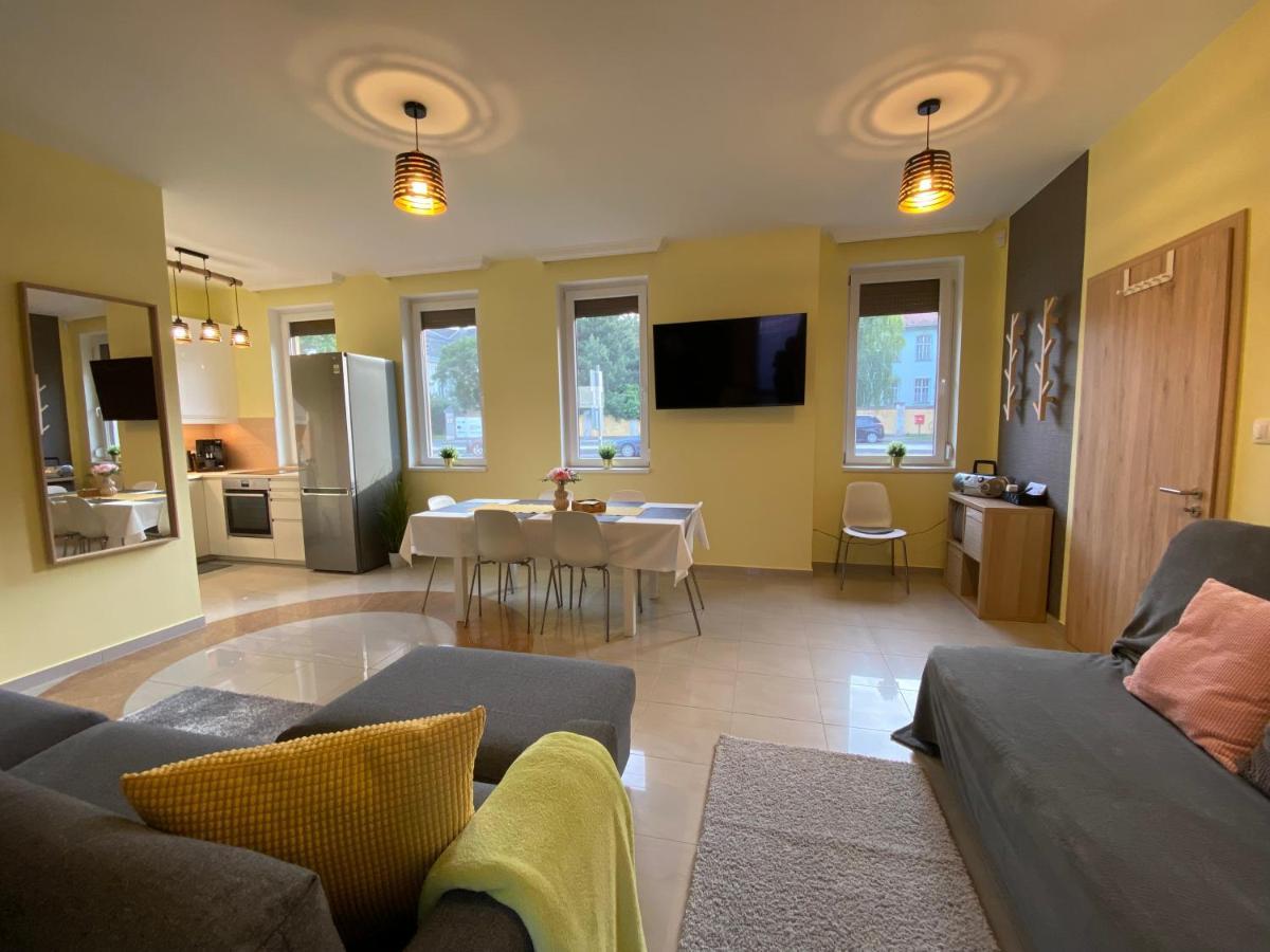 Nest1 Apartments Кестхей Екстер'єр фото