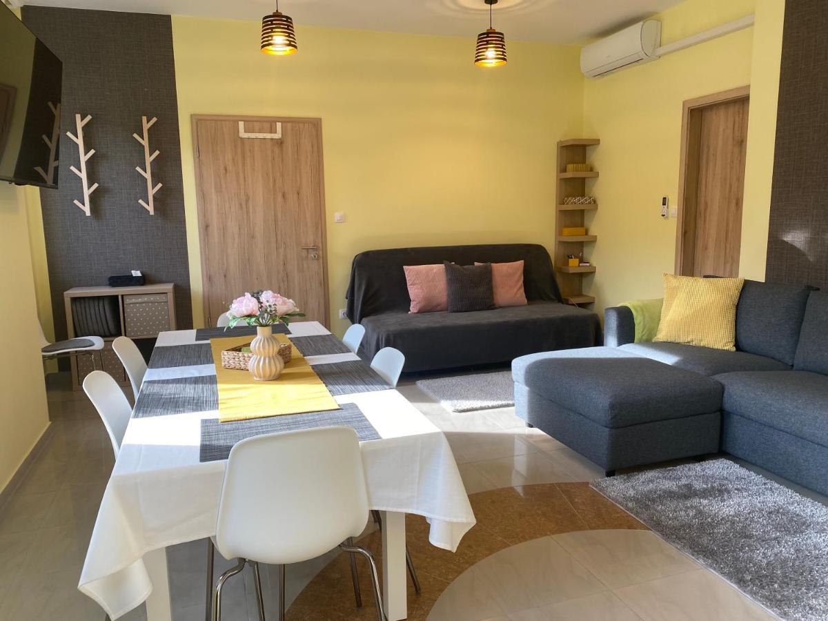 Nest1 Apartments Кестхей Екстер'єр фото