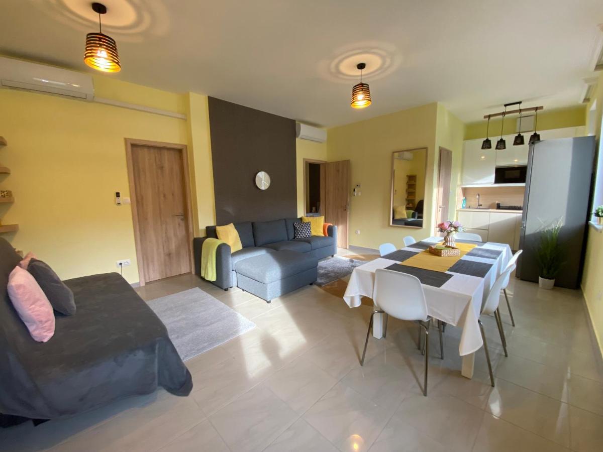 Nest1 Apartments Кестхей Екстер'єр фото