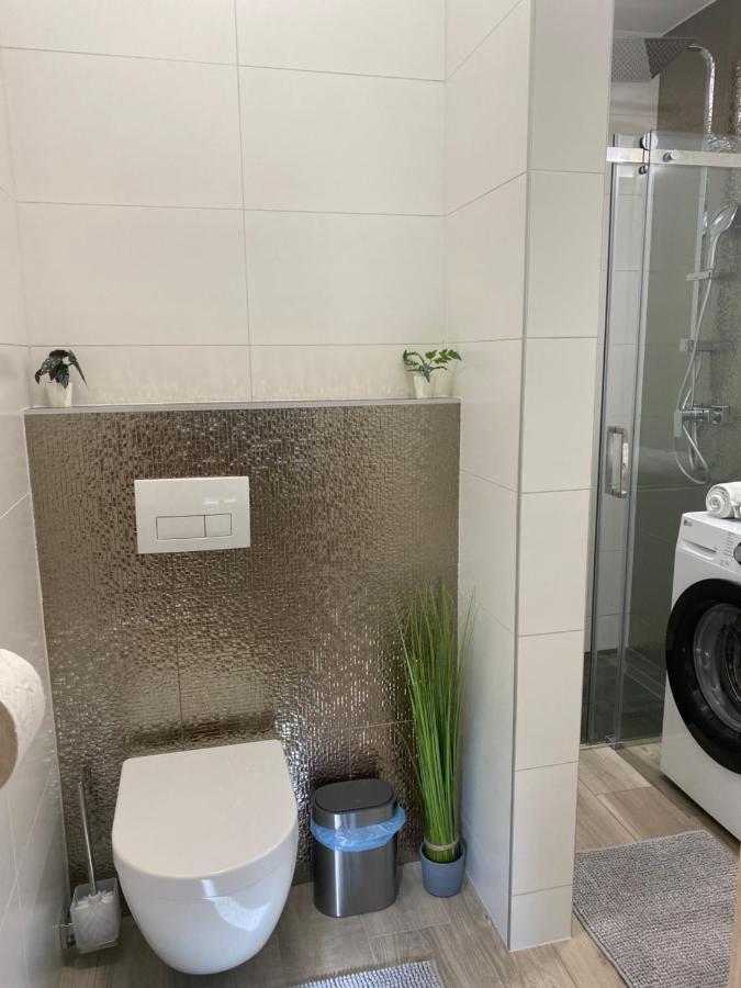 Nest1 Apartments Кестхей Екстер'єр фото