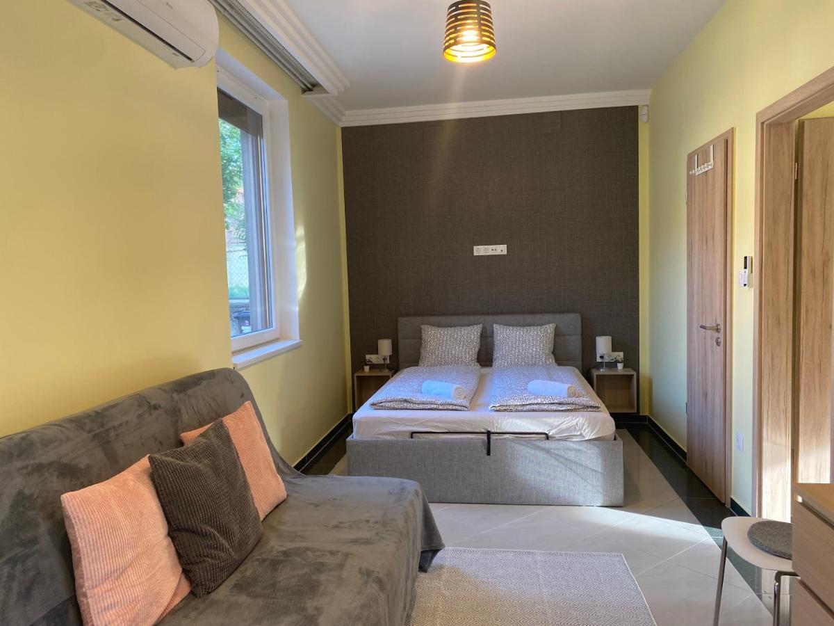 Nest1 Apartments Кестхей Екстер'єр фото
